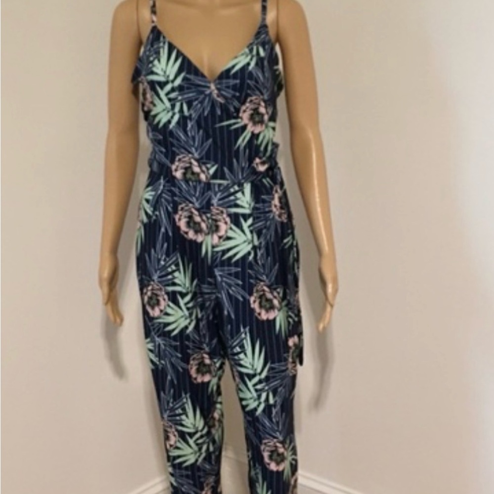 Just Be Tropical Leaf Jumpsuit - Navy and White - Picture 2 of 5